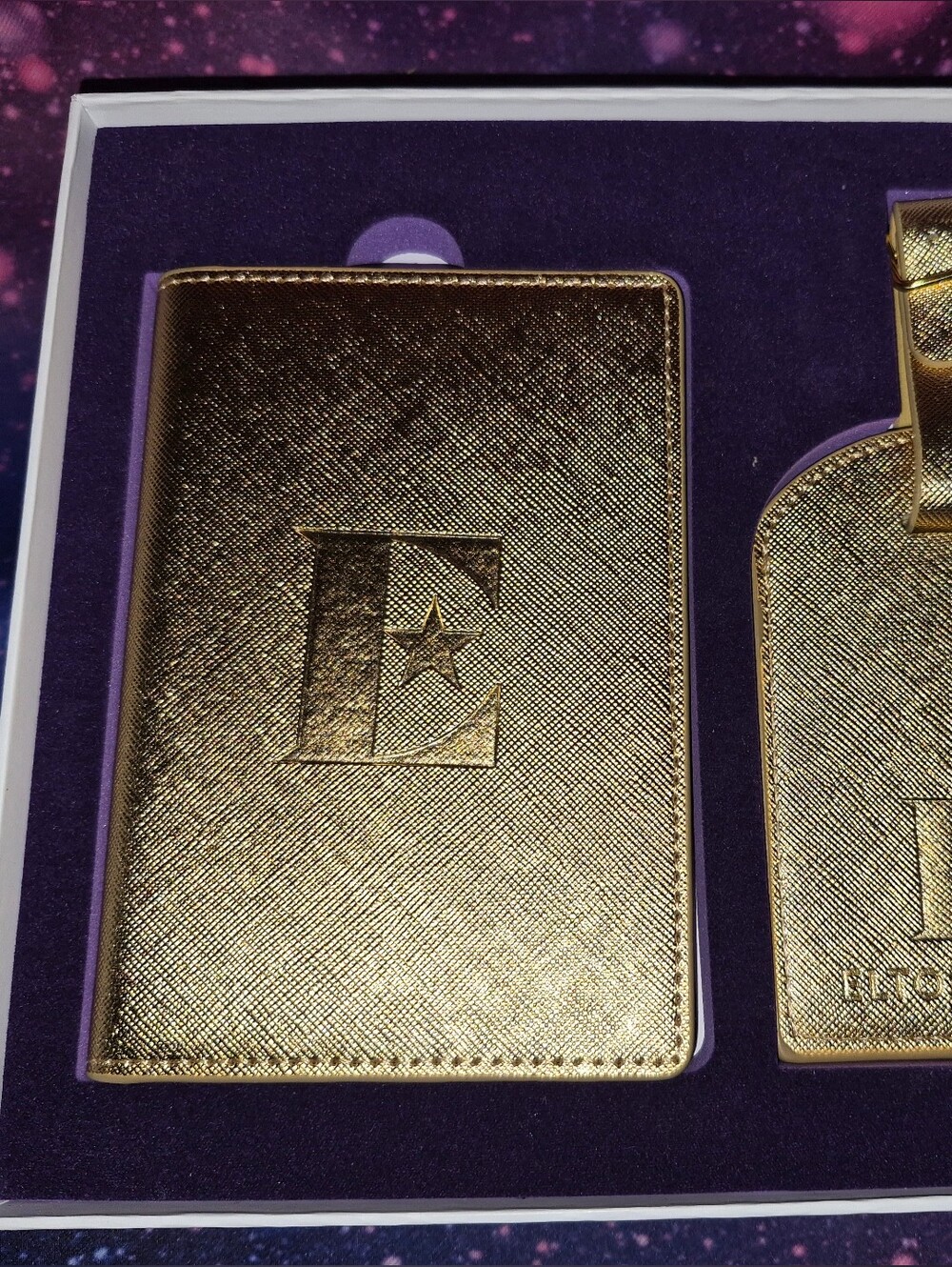 ✨🎹 Elton John Gold Passport Cover & Luggage Tag Set with Gift Box 🎹✨